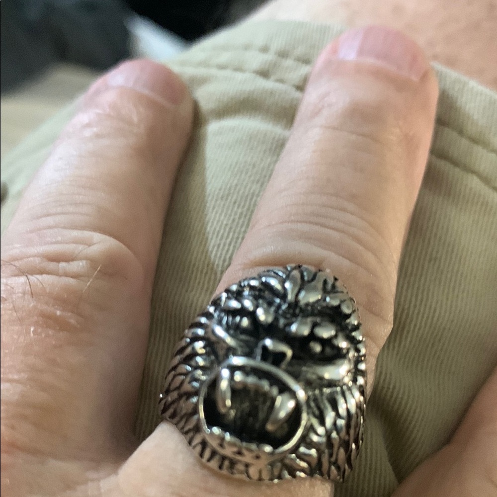 Silver Gorilla Head Ring
